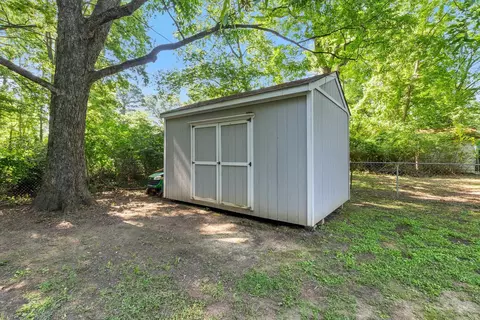 Exterior - 320 Mitchell St, Conway, AR 72034 photo 7 of 9