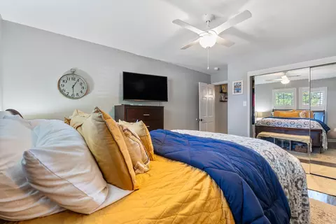 Bedroom - 320 Mitchell St, Conway, AR 72034 photo 4 of 4