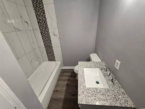 Bath - 1903 W 24th Ave, Pine Bluff, AR 71603 photo 1 of 3