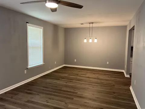 Living - 1903 W 24th Ave, Pine Bluff, AR 71603 photo 1 of 2