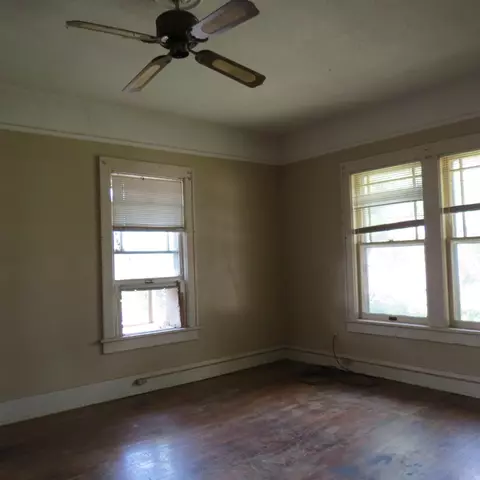Bedroom - 309 W Harding Ave, Pine Bluff, AR 71601 photo 1 of 5