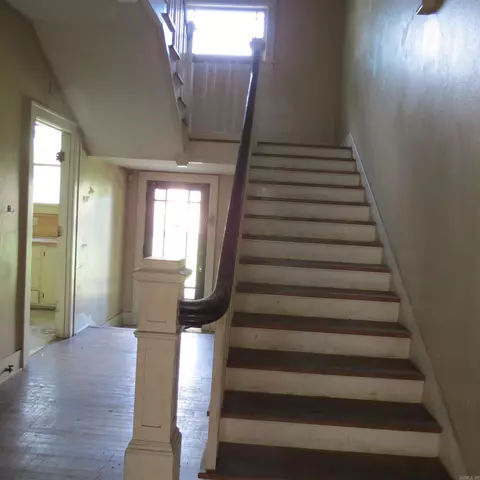 Entry Way - 309 W Harding Ave, Pine Bluff, AR 71601 photo 3 of 5