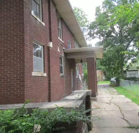 Exterior - 309 W Harding Ave, Pine Bluff, AR 71601 photo 2 of 2