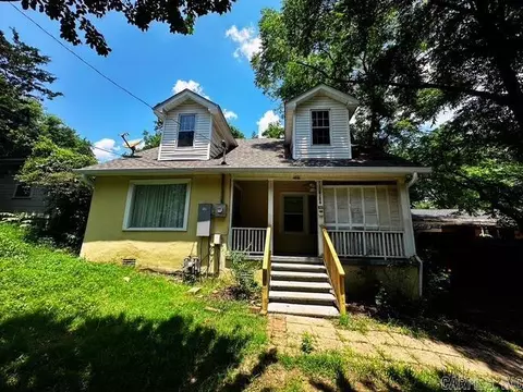 206 Noxon St, Hot Springs, AR 71913