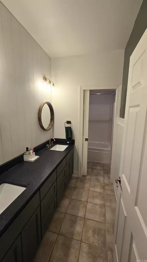 Bath - 174 Bald Eagle Dr, Paron, AR 72122 photo 3 of 5