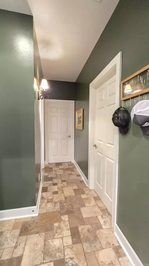 Entry Way - 174 Bald Eagle Dr, Paron, AR 72122 photo 3 of 3