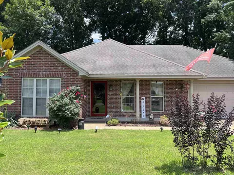 20 Livingstone Dr, Searcy, AR 72143