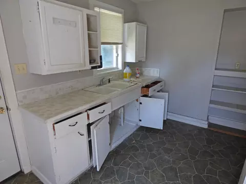 102 E Second St, Hardy, AR 72542 photo 4