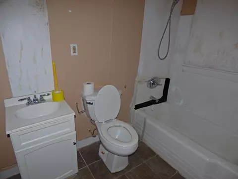 102 E Second St, Hardy, AR 72542 photo 5