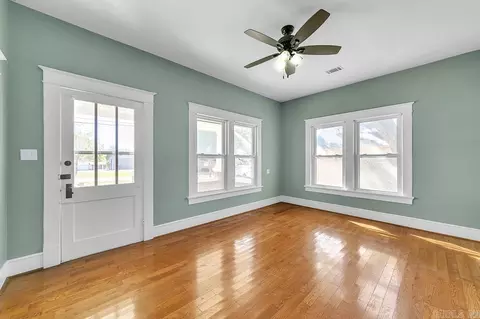Living - 408 N 3rd St, Cabot, AR 72023 photo 2 of 9