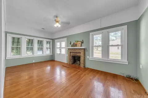 Living - 408 N 3rd St, Cabot, AR 72023 photo 6 of 9