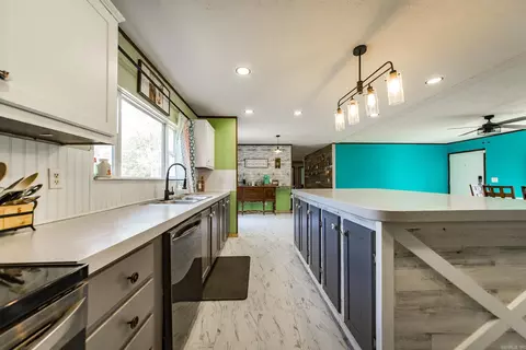 Kitchen - 9831 Patsy Dr, Cabot, AR 72023 photo 2 of 6