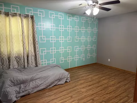 Bedroom - 108 Rock St, Marshall, AR 72650 photo 3 of 6