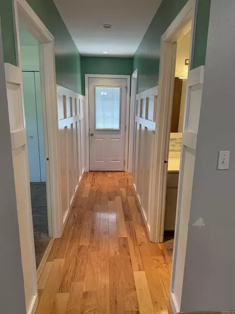 Entry Way - 108 Rock St, Marshall, AR 72650 photo 1 of 2