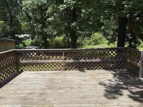 Exterior - 108 Rock St, Marshall, AR 72650 photo 3 of 10
