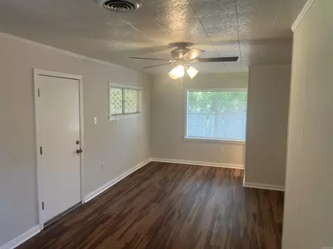 1644 N Davis St, Conway, AR 72032 photo 16