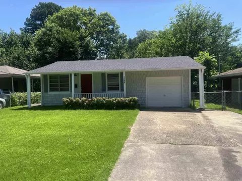 1644 N Davis St, Conway, AR 72032 photo 1