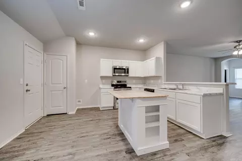 1375 Lacroix Ln, Conway, AR 72034 photo 9
