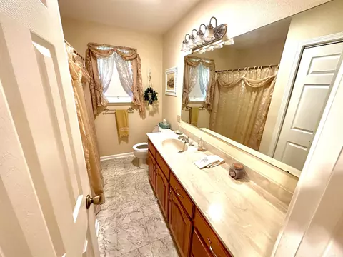 Bath - 6823 Nevins Rd, Pine Bluff, AR 71603 photo 2 of 3