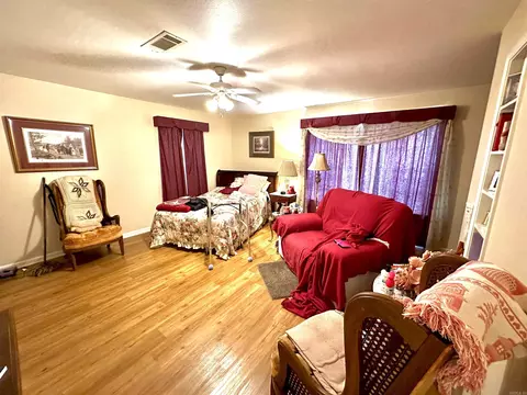 Bedroom - 6823 Nevins Rd, Pine Bluff, AR 71603 photo 2 of 5
