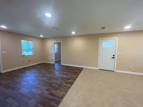 1806 E Sullenberger St, Malvern, AR 72104 photo 10