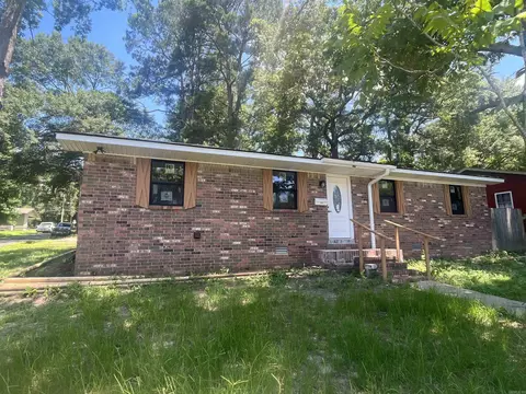 1806 E Sullenberger St, Malvern, AR 72104 photo 2