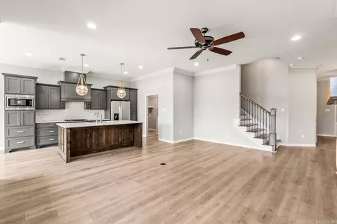 Living - 4321 Sloan Dr, Alexander, AR 72002 photo 5 of 5