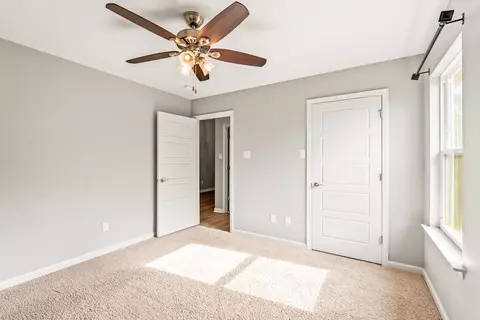 Bedroom - 4321 Sloan Dr, Alexander, AR 72002 photo 5 of 6