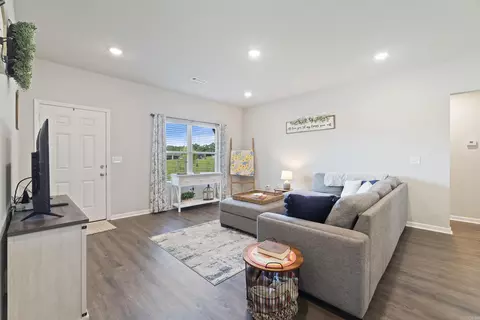1040 Gallery Dr, Conway, AR 72032 photo 5