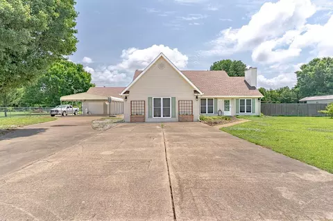13326 Dixie Ln, Trumann, AR 72472