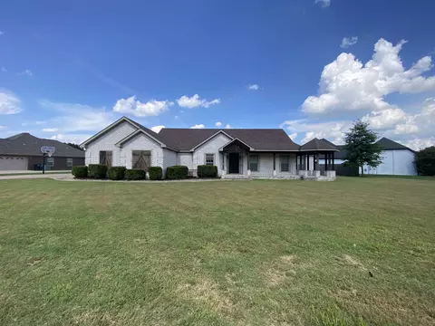 444 Fox Run, Trumann, AR 72472 photo 2