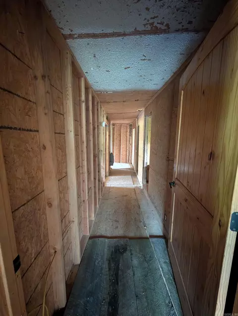 Entry Way - Unk Lowrie Loop, Smithville, OK 74957 photo 1 of 1