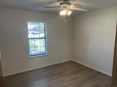 11 Laura Ln, Conway, AR 72034 photo 13