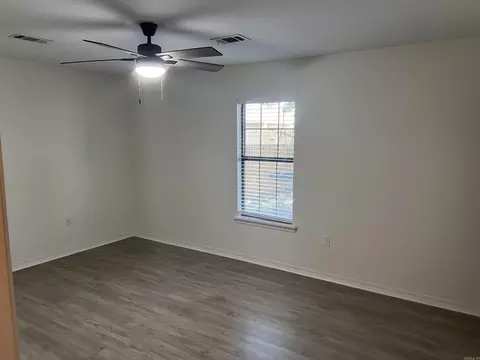 11 Laura Ln, Conway, AR 72034 photo 10