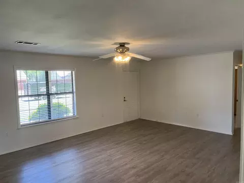 11 Laura Ln, Conway, AR 72034 photo 2