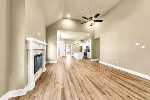 412 N 3rd St, Cabot, AR 72023 photo 6