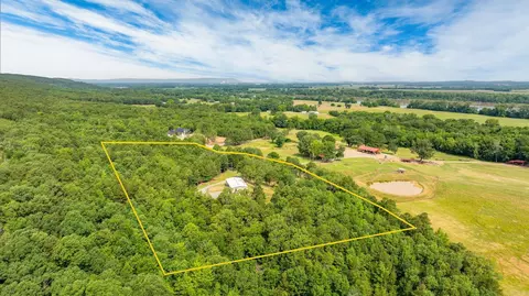 1225 Stony Point Rd, Houston, AR 72070