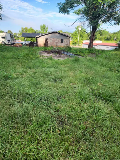 1101 S Tenth St, Mena, AR 71953 photo 3