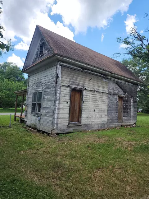906 Second St, Mena, AR 71953 photo 3