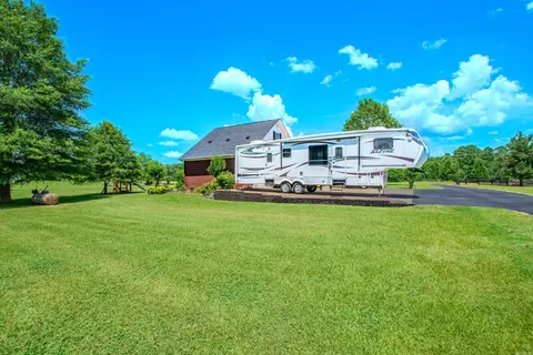 Exterior - 1030 El Dorado Rd, Benton, AR 72019 photo 8 of 10