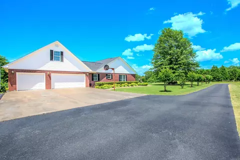 Exterior - 1030 El Dorado Rd, Benton, AR 72019 photo 5 of 10