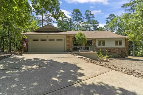 17 Minorca Way, Hot Springs Village, AR 71909