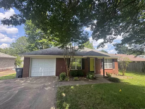 116 Autumn Cv Cv, Searcy, AR 72143