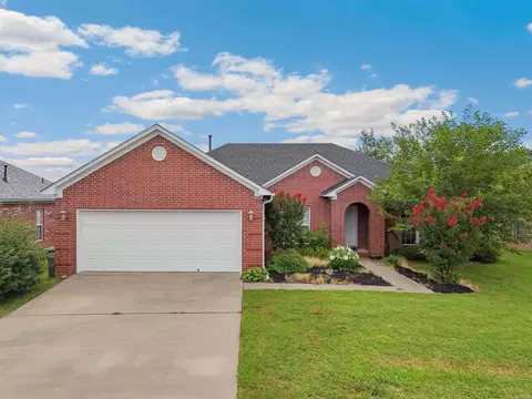 Exterior - 1700 Hosta, Conway, AR 72034 photo 1 of 5