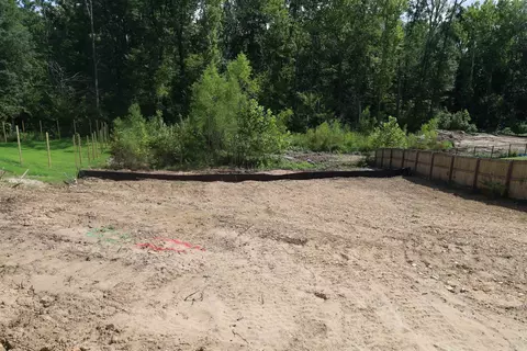 7046 Westshore Ave, Benton, AR 72019