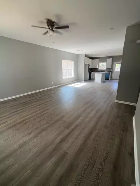 1821 Pinecroft, Benton, AR 72015 photo 2