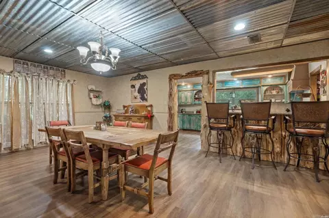 Dining - 6486 Highway 7, Bismarck, AR 71929 photo 2 of 3