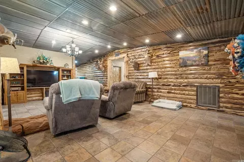 Living - 6486 Highway 7, Bismarck, AR 71929 photo 1 of 3