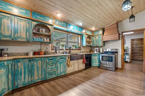 Kitchen - 6486 Highway 7, Bismarck, AR 71929 photo 1 of 5