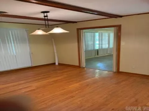 Living - 2302 W 40th Ave, Pine Bluff, AR 71603 photo 3 of 3